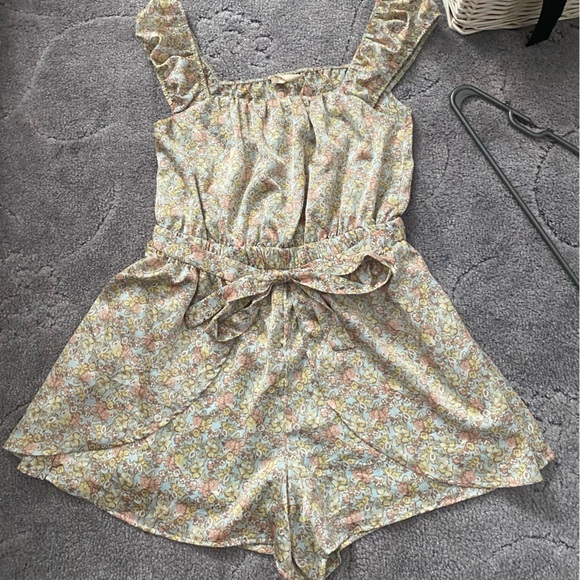 Alter’d State floral romper. - Picture 1 of 6